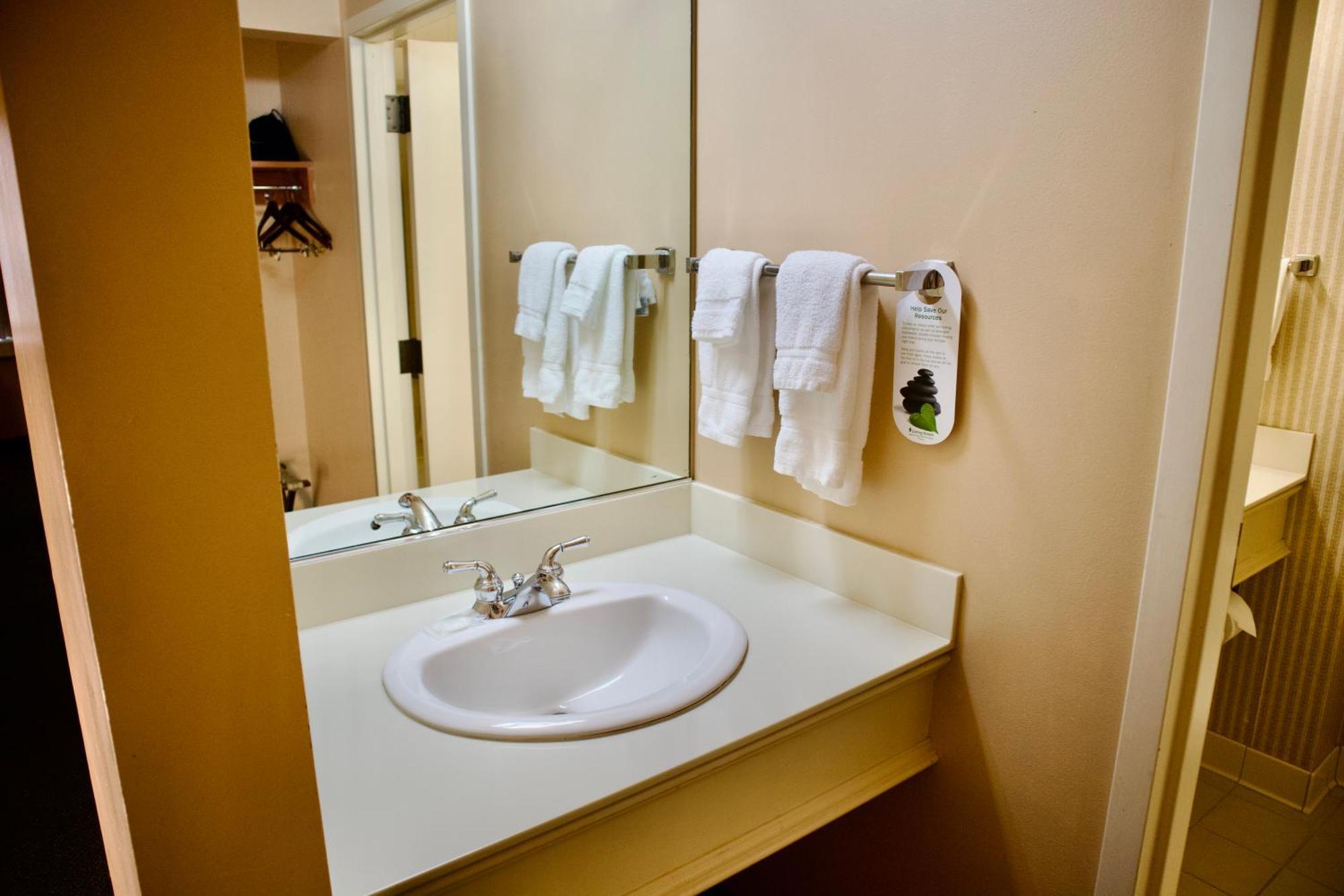 Hotel Mead & Conventions Center