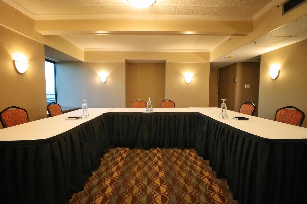 Hotel Mead & Conventions Center